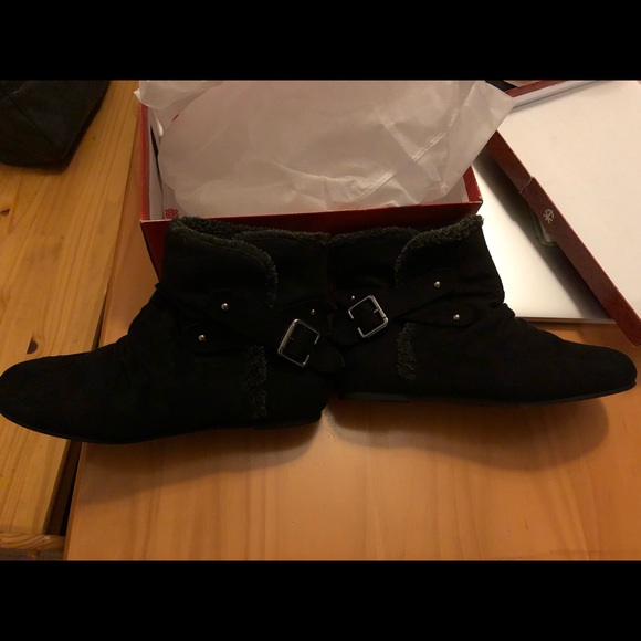 Booties - Picture 1 of 4